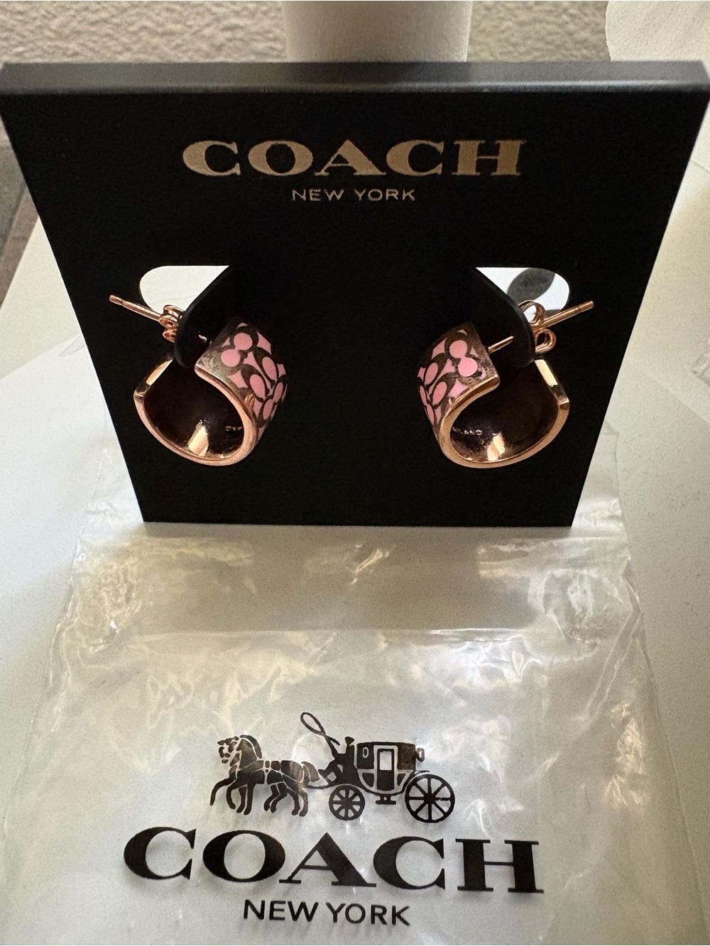 Coach Wide Huggie Hoop Earrings Pink / Rose Gold New NWT
